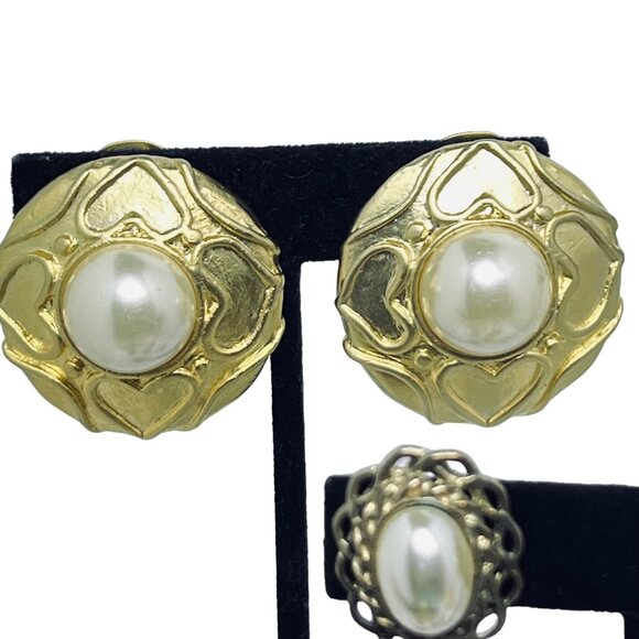 Vintage Lot of 5 Heavy Gold Tone Clip On Earrings (5506) - Picture 3 of 9